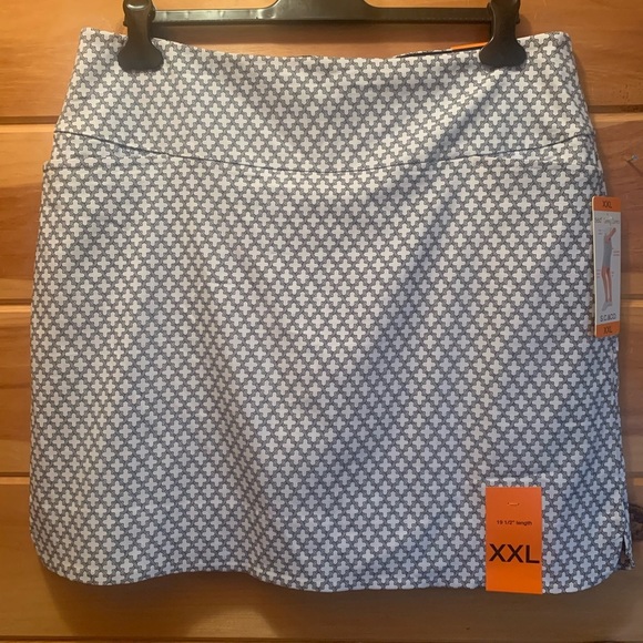 SC & Co Skirt Womens Size XXL Tummy Control Pull On NWT. B&W - Picture 1 of 7